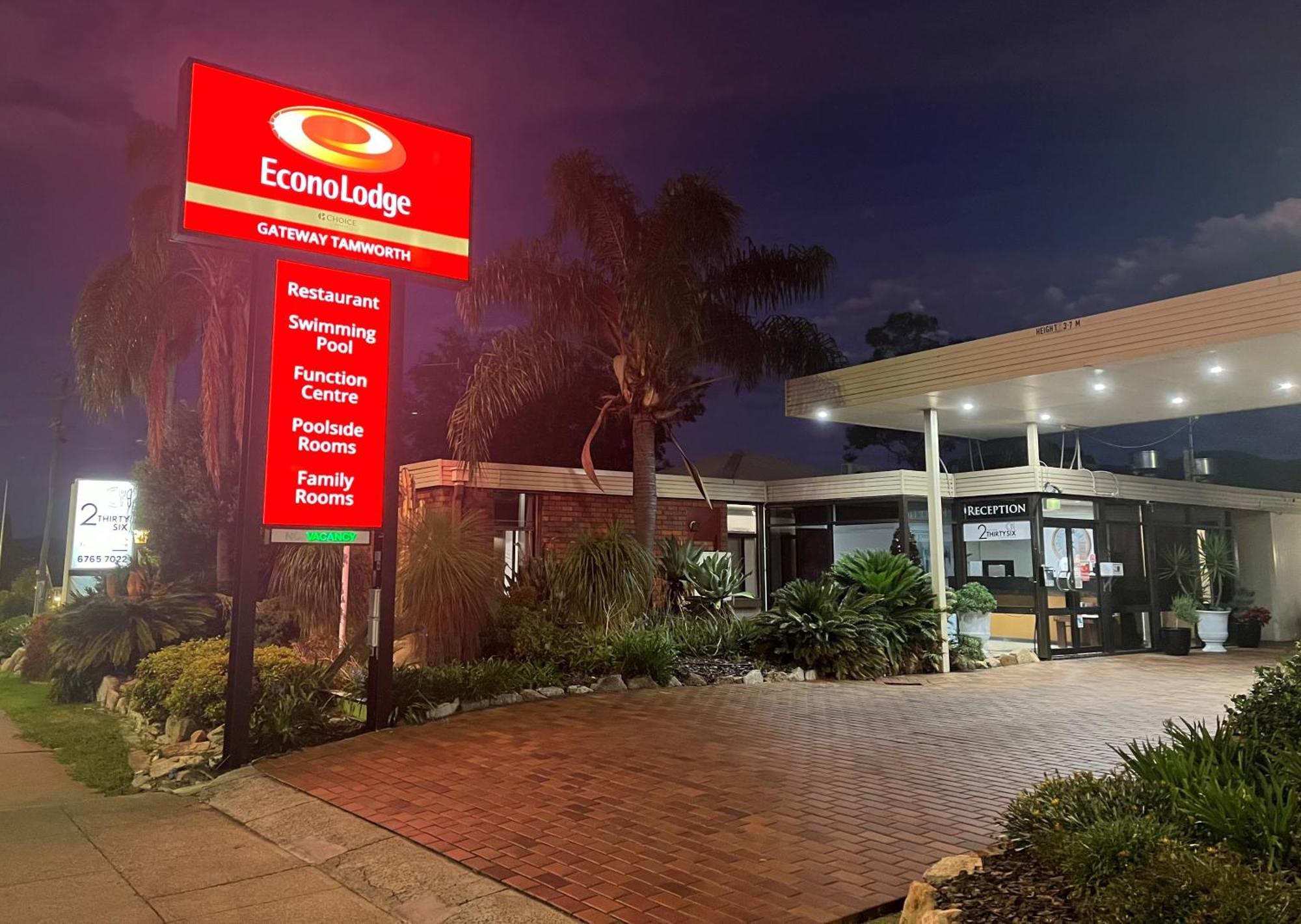 Econo Lodge Gateway Tamworth Exterior photo